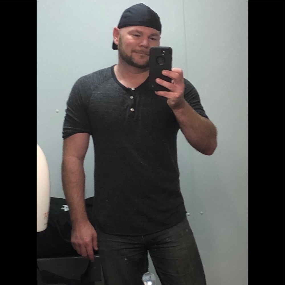 Meet your Posher, Jason